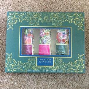Crabtree & Evelyn lotion gift set